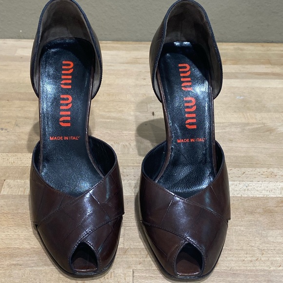 Miu Miu Leather Brown Chunky High Heel 8 Peep Toe Vintage Style Shoes EUR 38 EUC - Picture 2 of 9